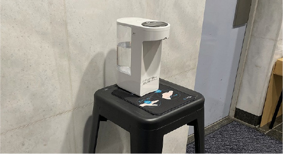 検温付自動消毒器